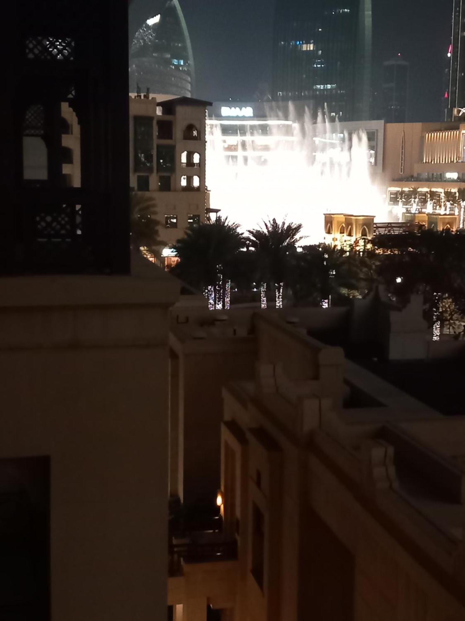 Burj Khalifa Partial View Peak Living Luxury 2Br Souk Al-Bahar Beside Dubai Mall-Golden Homes Camera foto